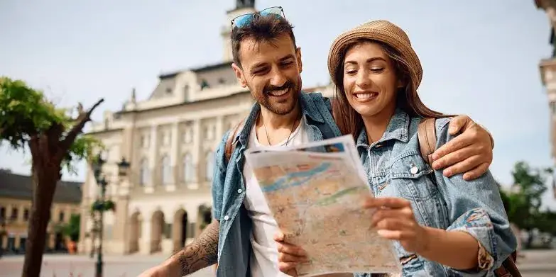 how to plan couple travel on a budget