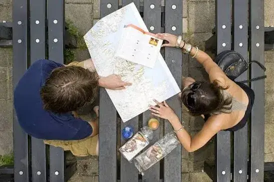 how to plan honeymoon on a budget