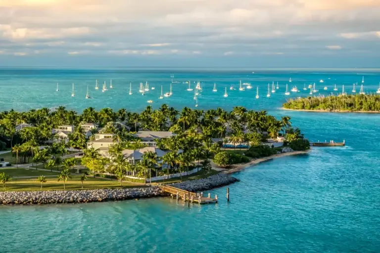 Top Island Getaways in America: Analytical Travel Architecture